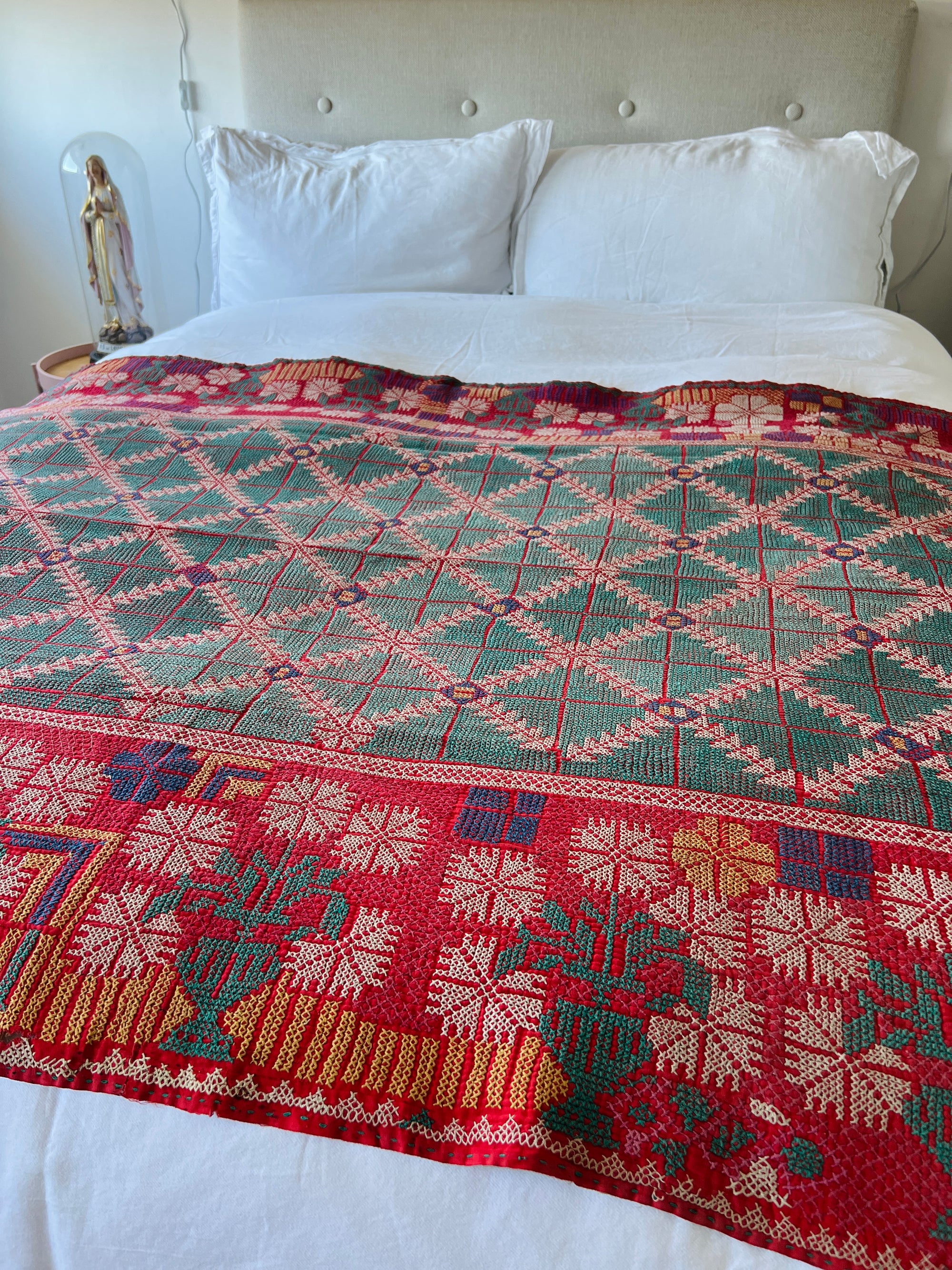 Vintage Galicha Bengali Throw - Red and Green