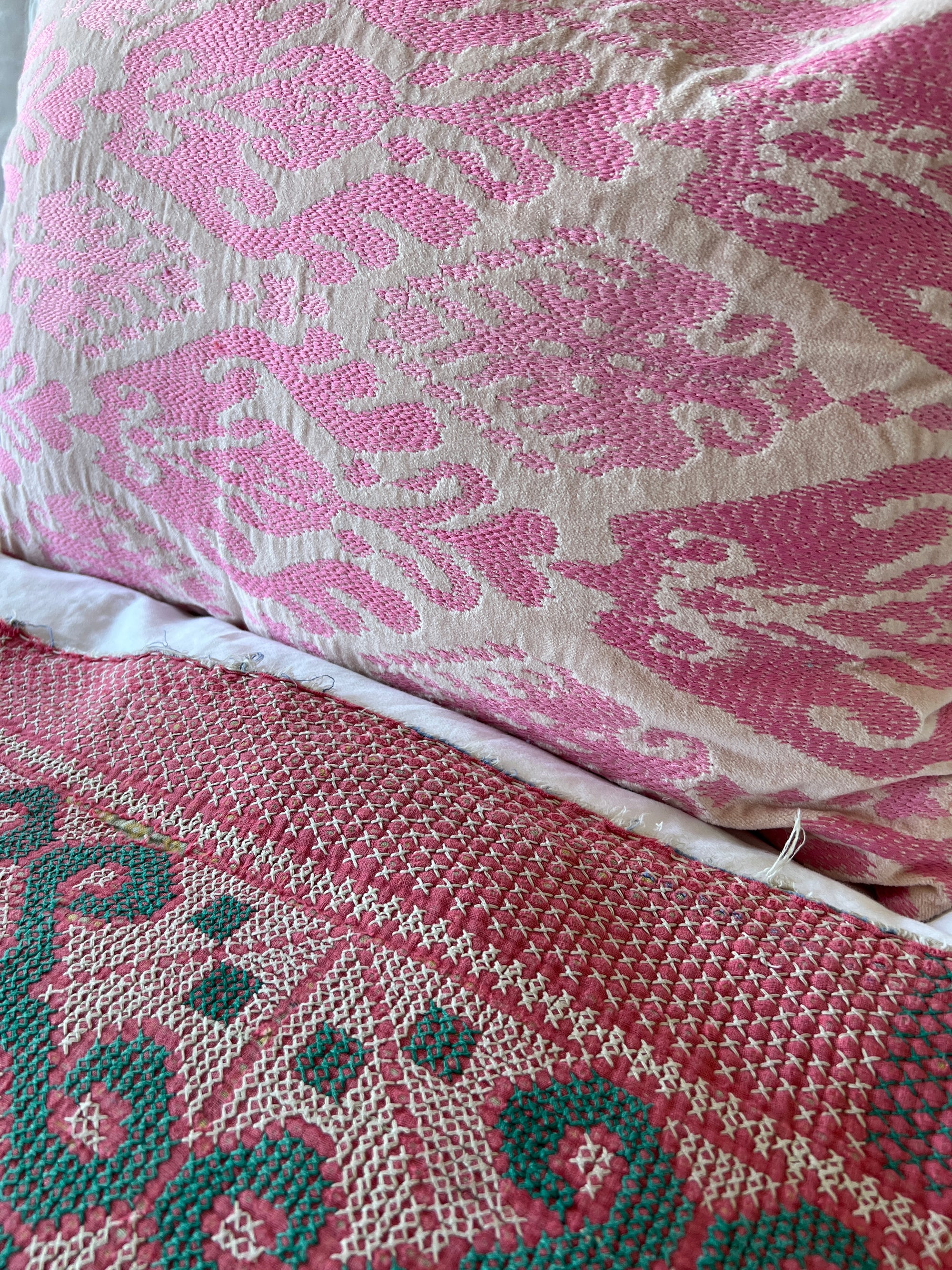 Velvet Cushion Cover - Pink