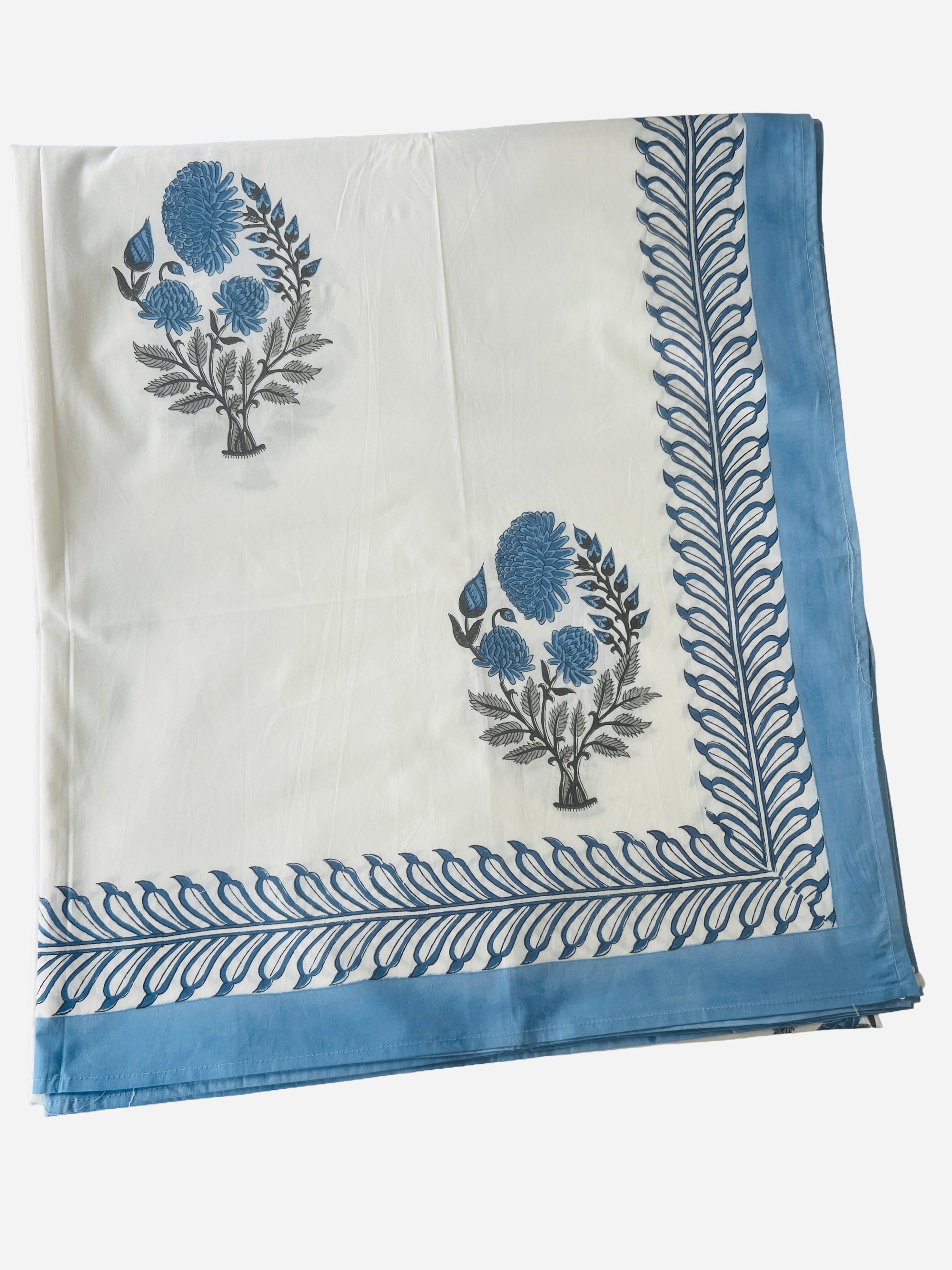 Hand Block Printed Bed Throw with Pillowcases / King Size